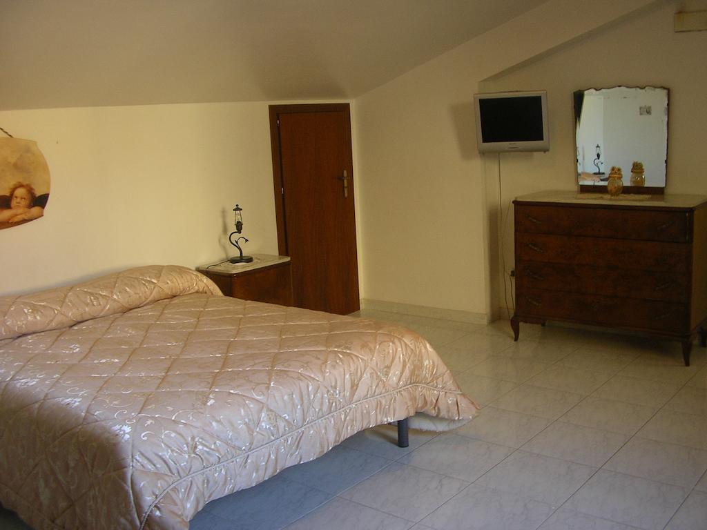Terrazza Sul Mare Gioiosa Marea Exterior foto