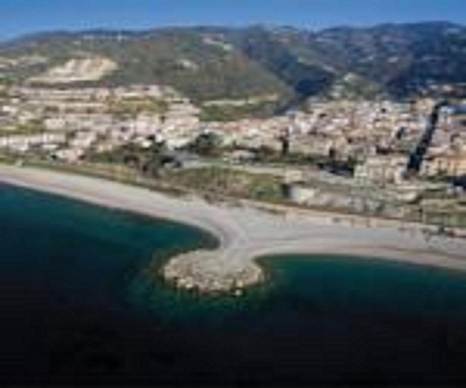 Terrazza Sul Mare Gioiosa Marea Exterior foto