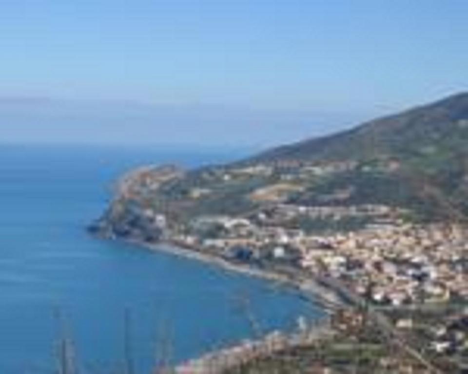 Terrazza Sul Mare Gioiosa Marea Exterior foto